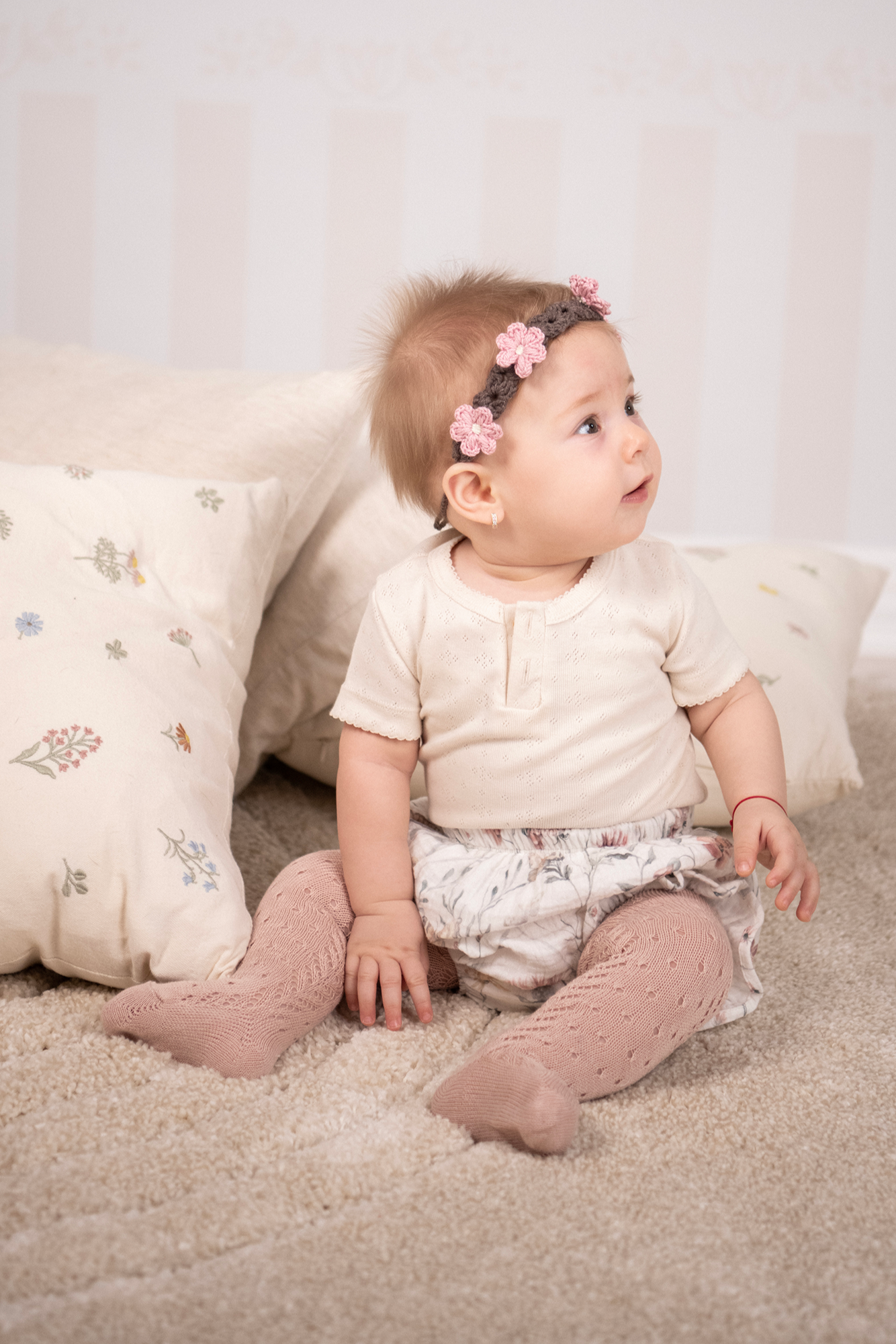 Short-sleeved bodysuit