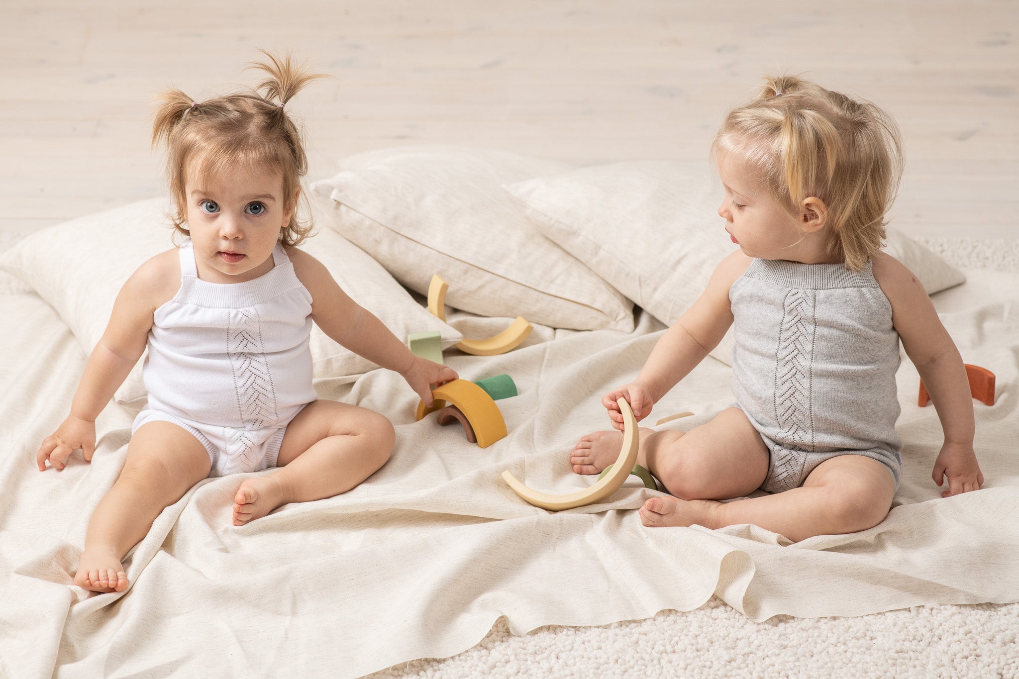 Organic Knit Bodi - siva