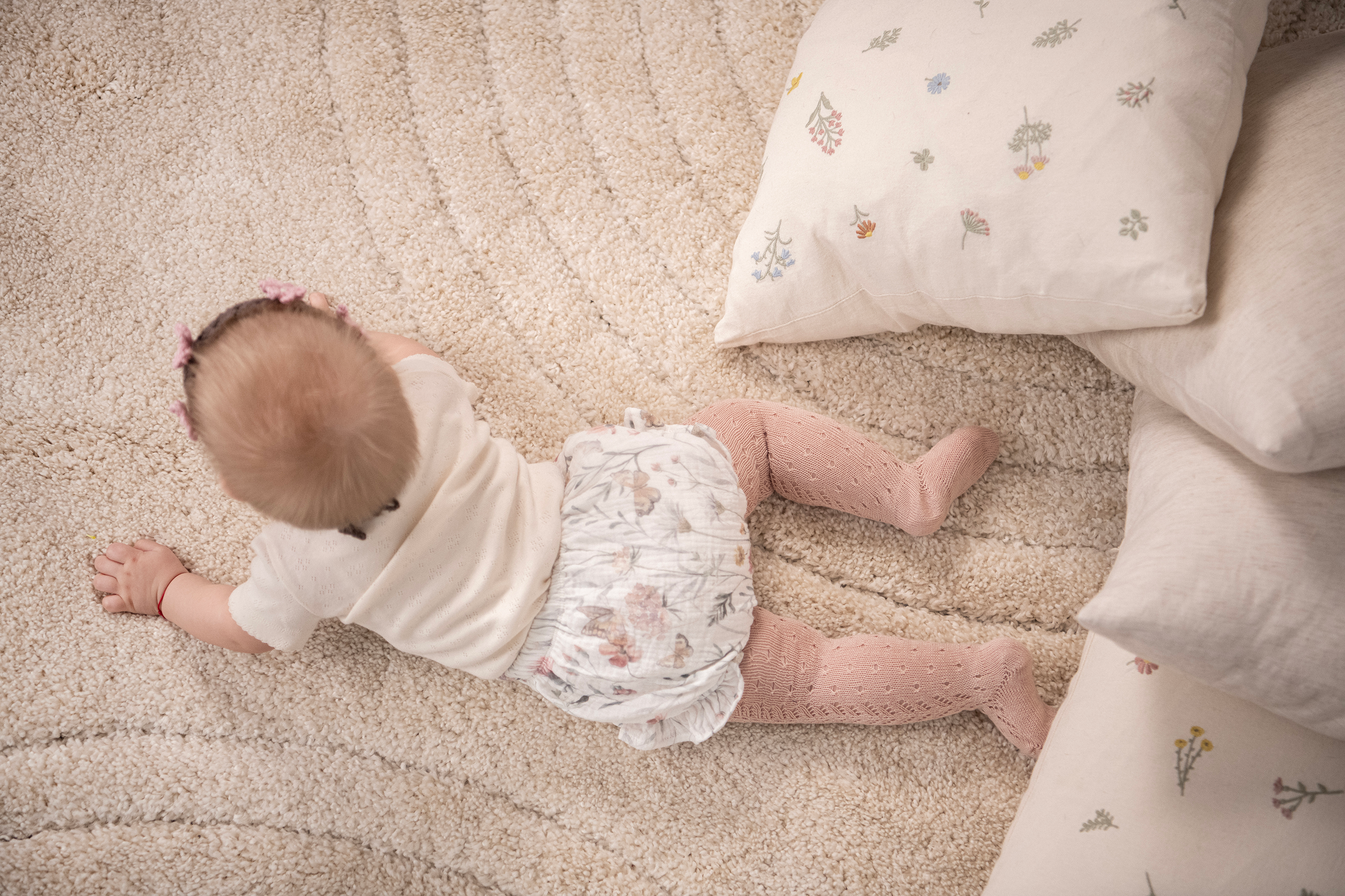 Short-sleeved bodysuit