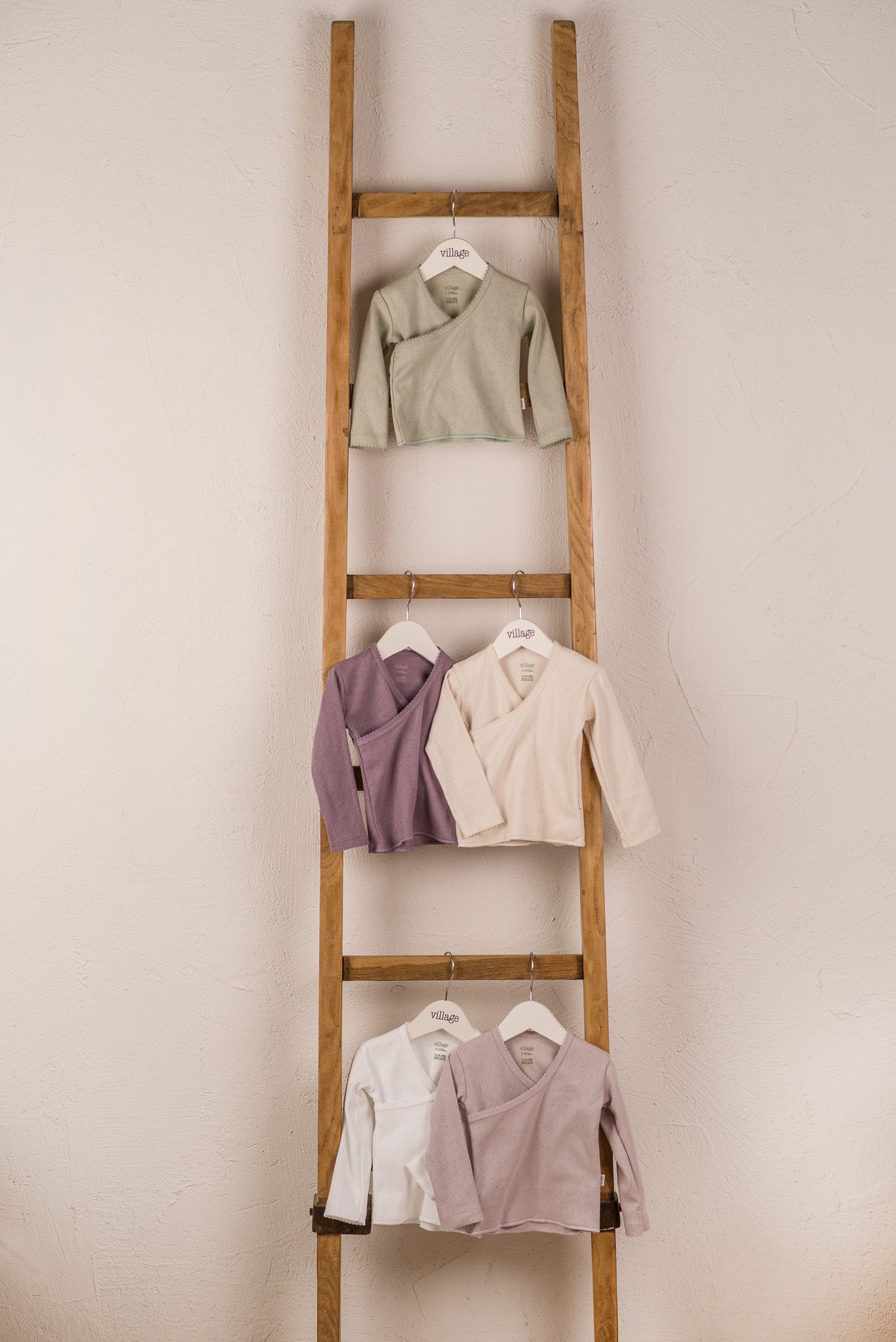 Long-sleeved shirt