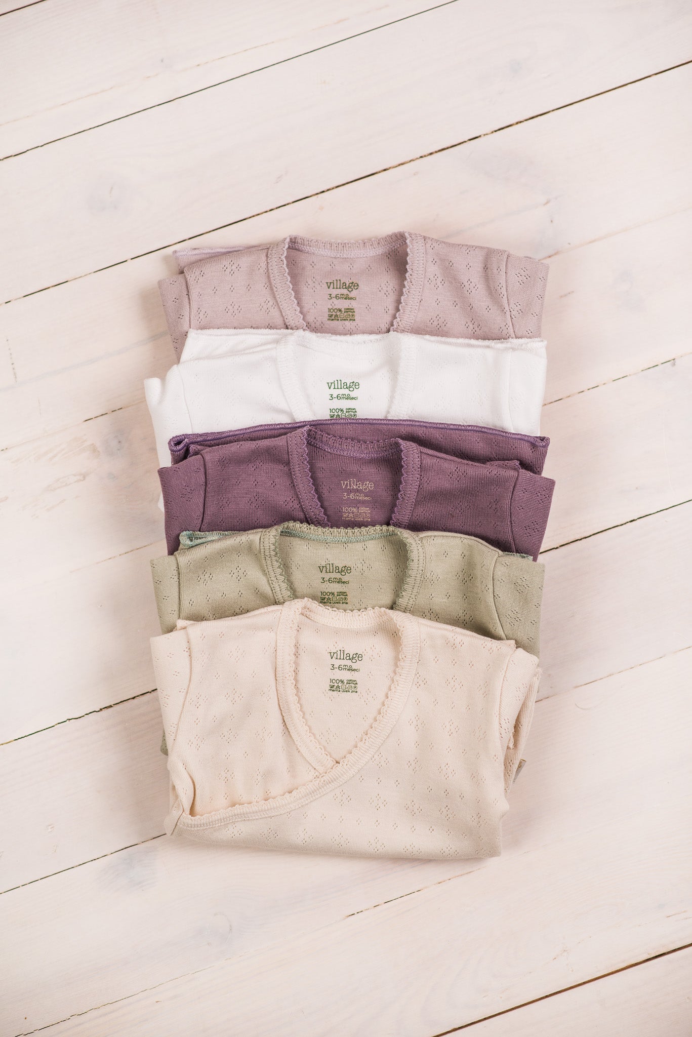 Long-sleeved shirt