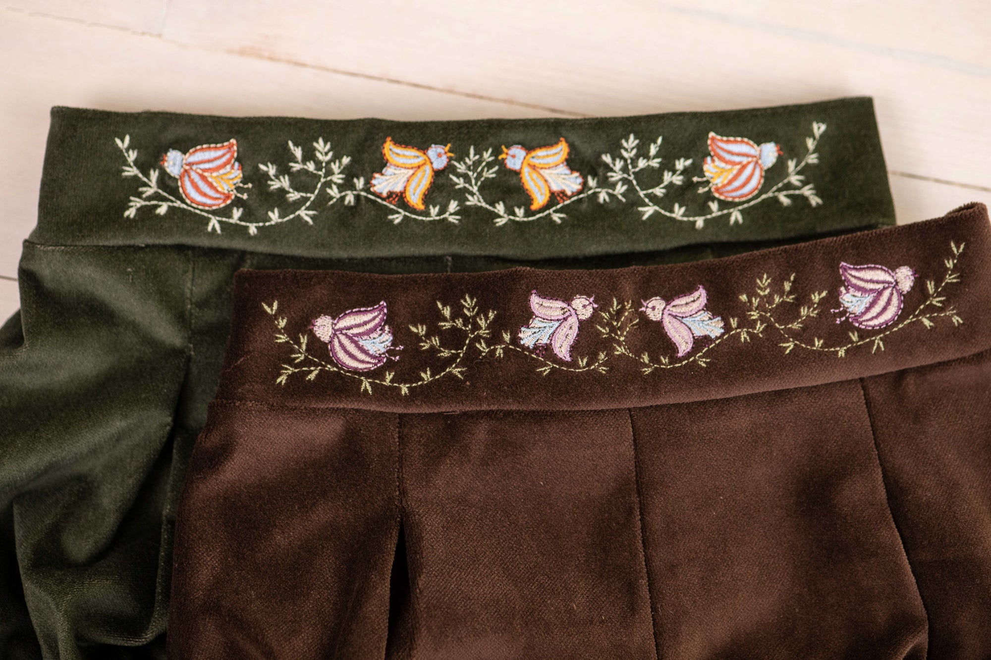 Plush shorts - brown